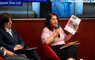 Chékéba Hachemi présente le livre Simply Survivors lors de la table ronde à l’ENM
